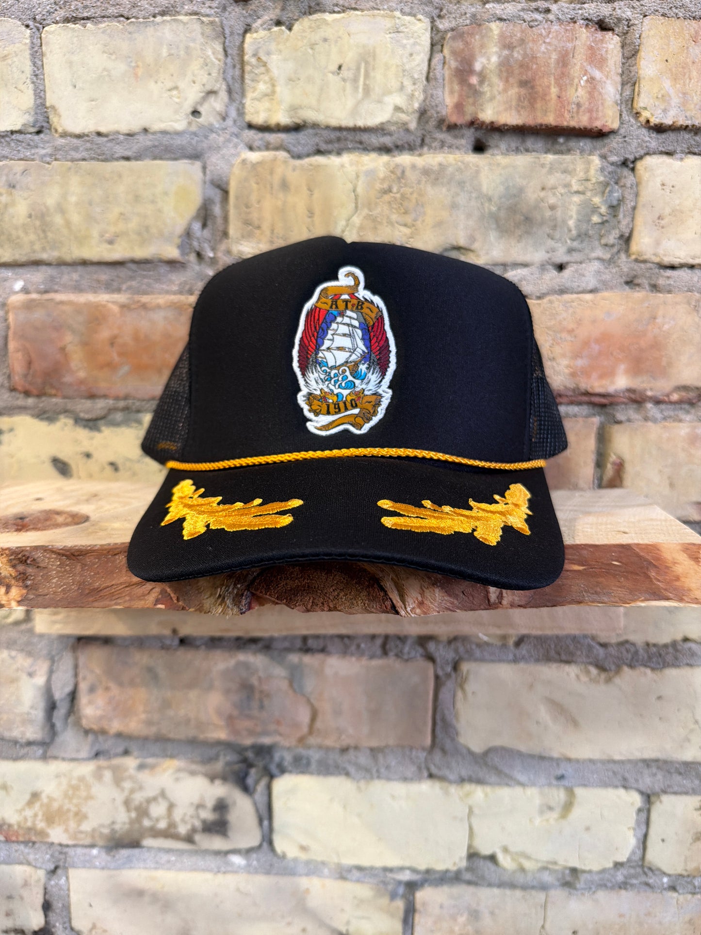 1910- Hold fast trucker hat