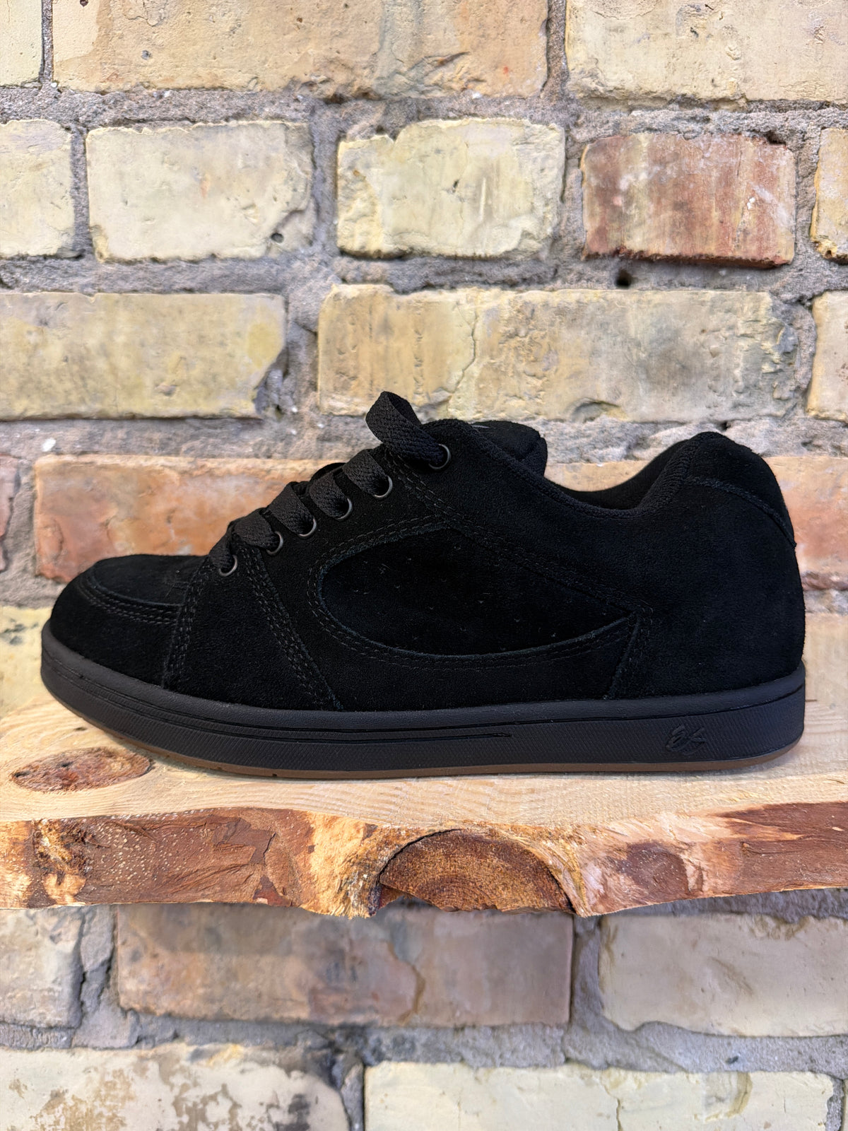 Es Footwear- Accel OG