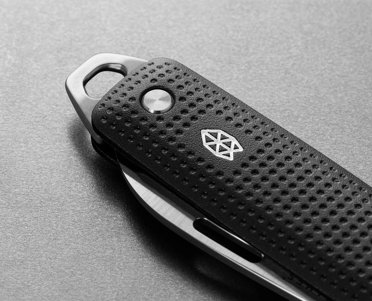 The James Brand - The Elko - Minimal form, with maximum utility