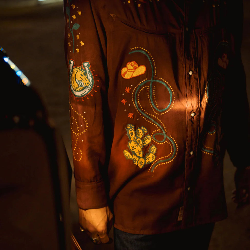 Sendero Provisions Co. - Show Pony Embroidered Western Pearl Snap Long Sleeve Shirt