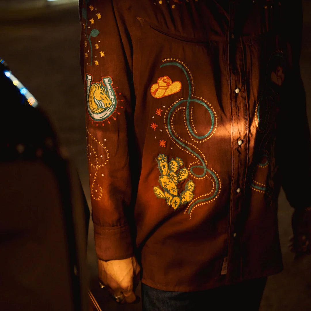 Sendero Provisions Co. - Show Pony Embroidered Western Pearl Snap Long Sleeve Shirt
