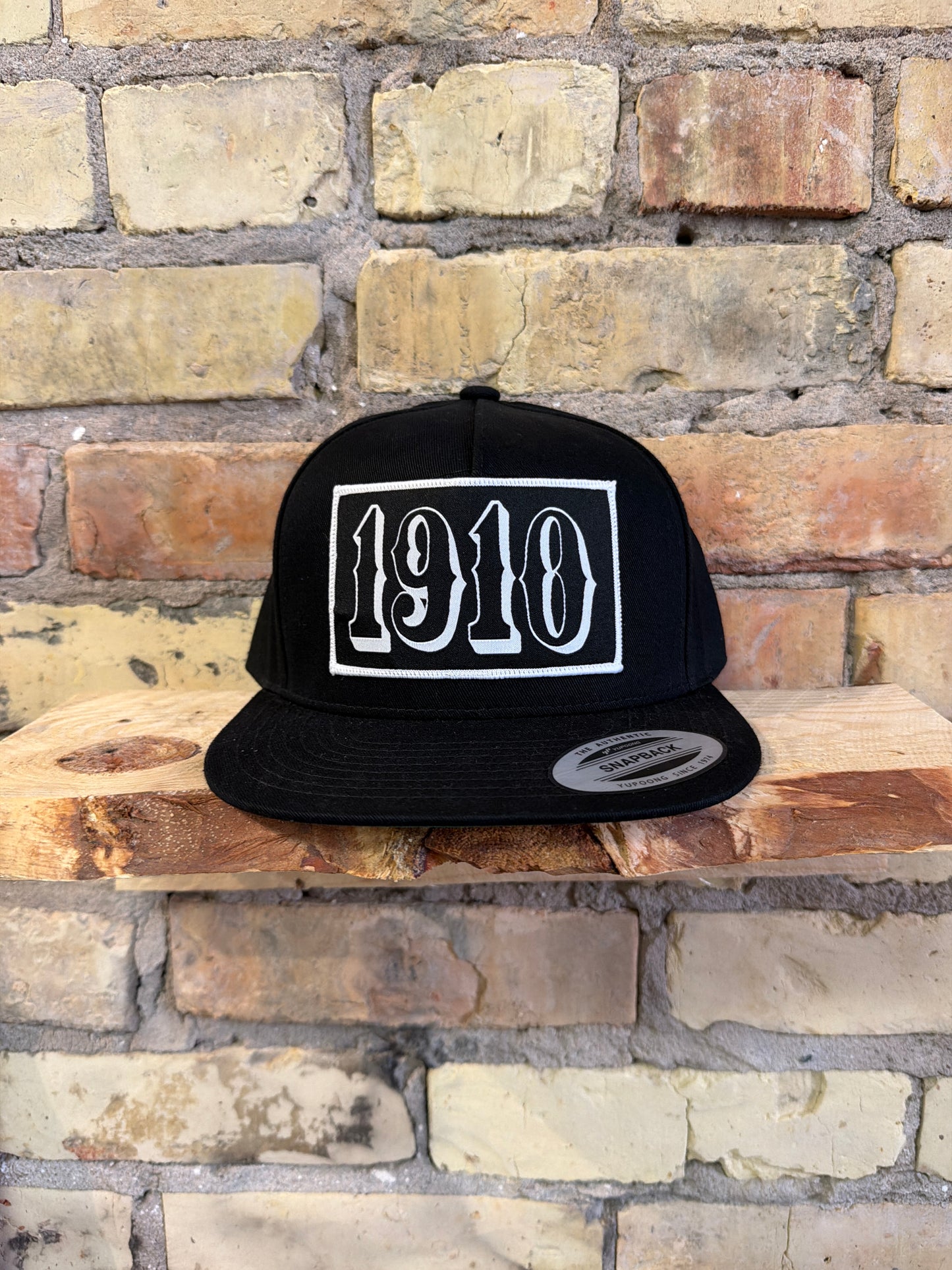 1910-Original font hat