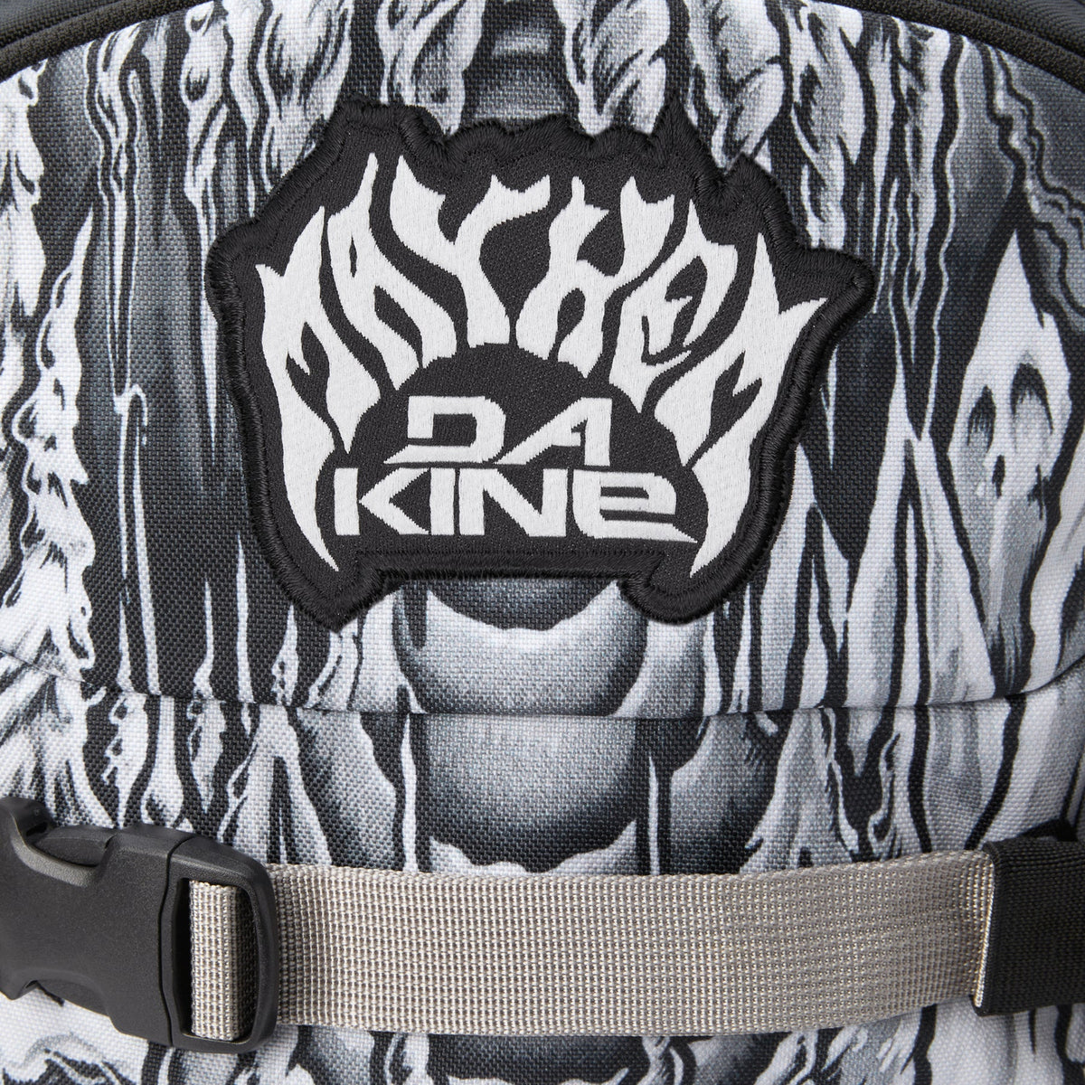 Dakine - Mission Backpack 25L x Mayhem Griffin