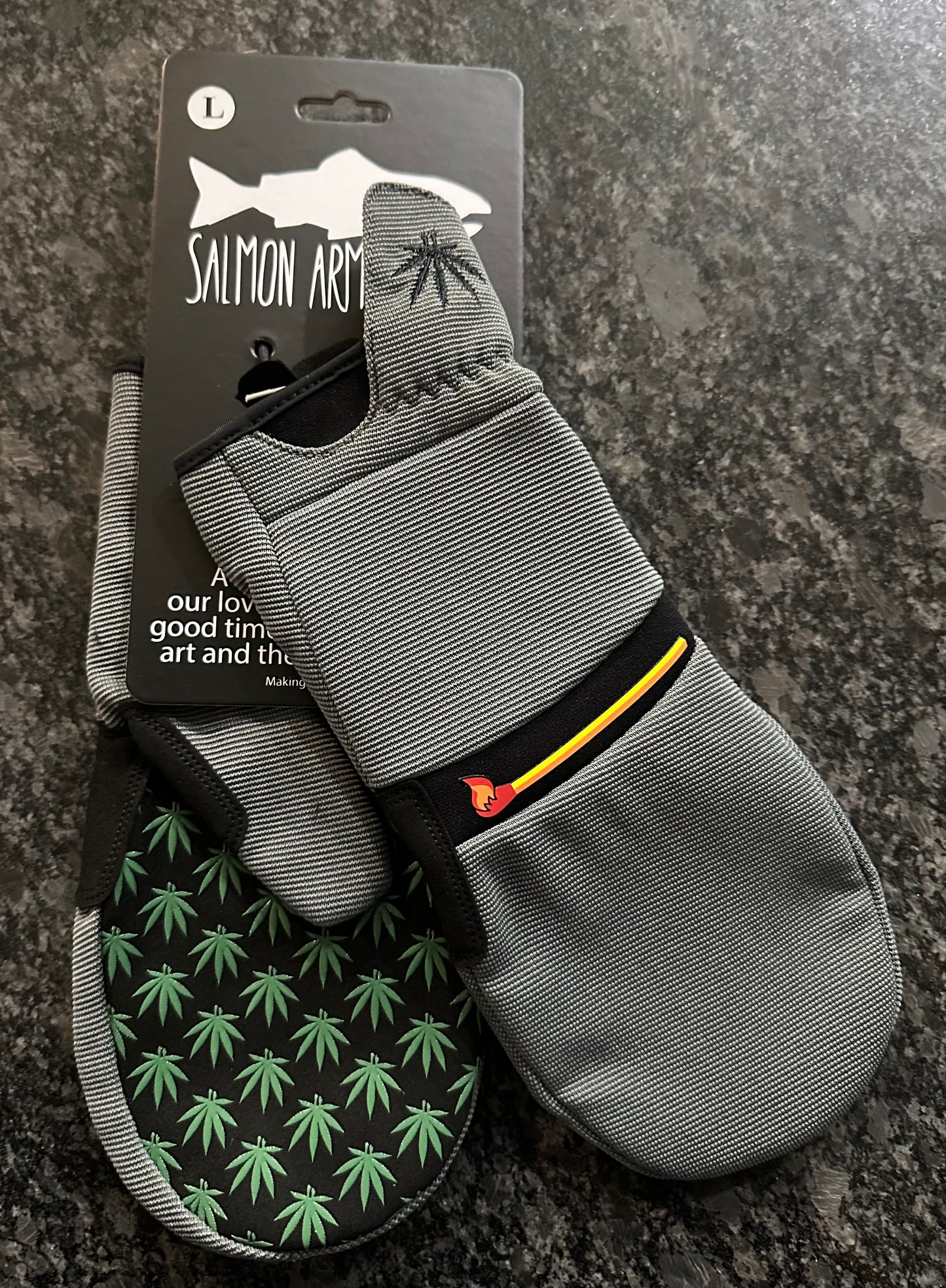 Salmon Arms - Spring Mitt