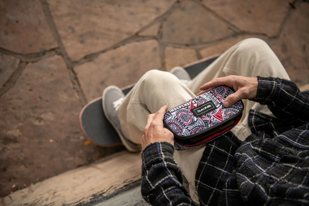 Dakine - School Case x Independent