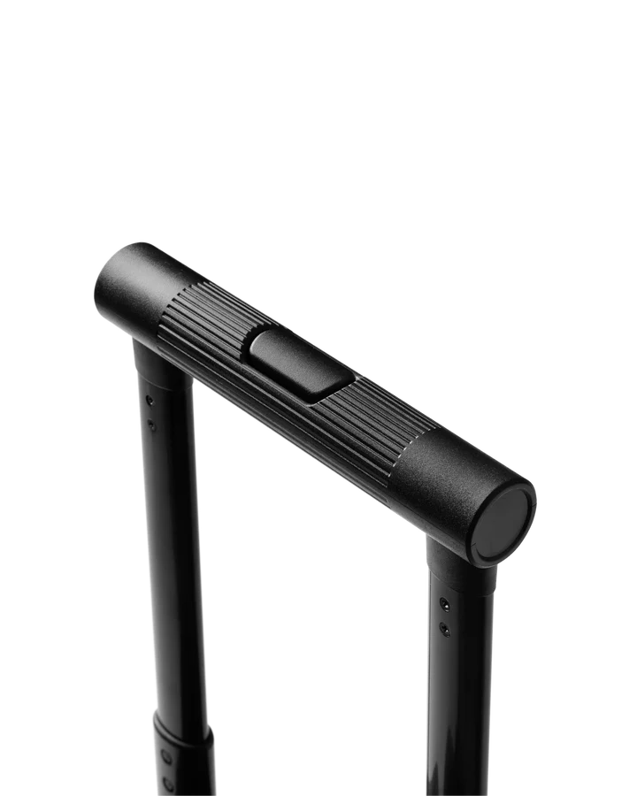 D_b_ - Hugger Roller Bag Carry-On 40L
