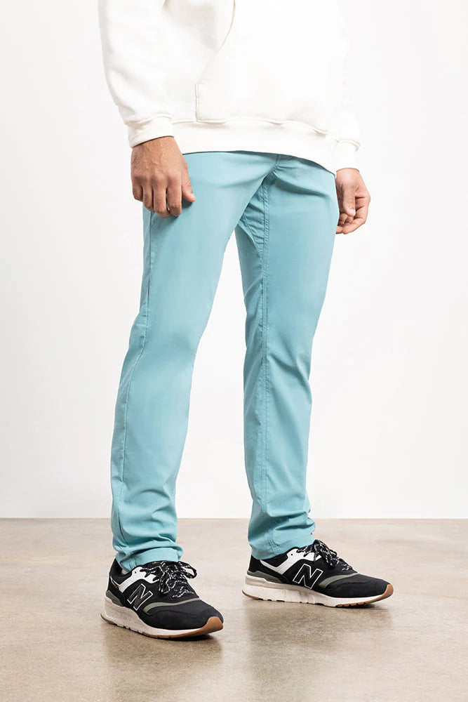 686 - Men's Everywhere Featherlight Chino Pant - Slim Fit