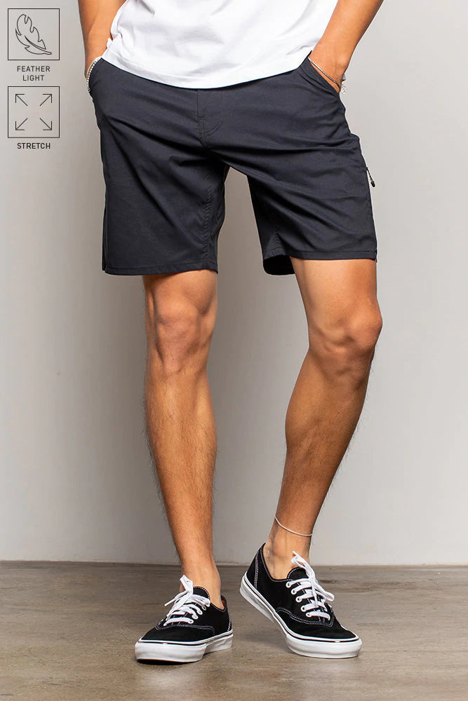 686 - Everywhere Featherlight Chino Short