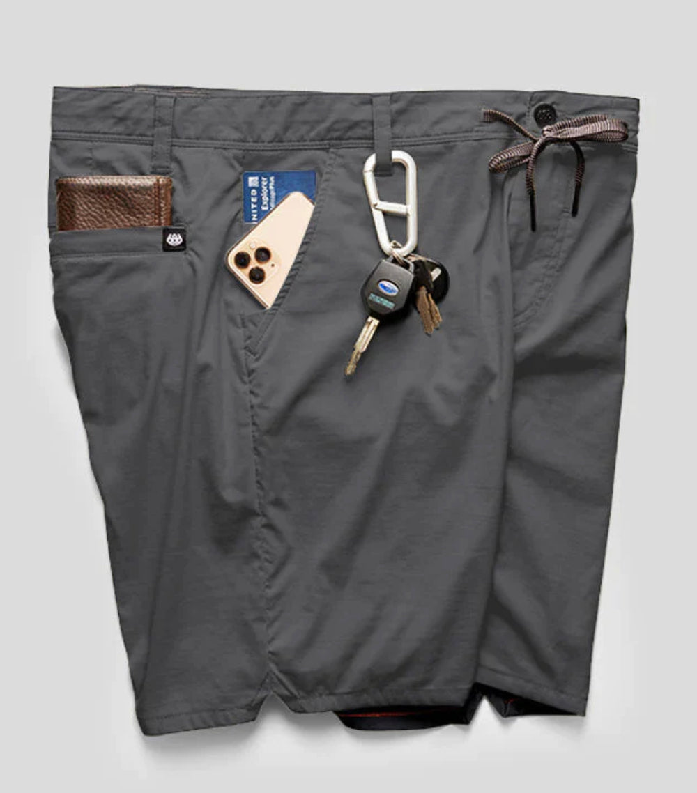 686 - Everywhere Featherlight Chino Short